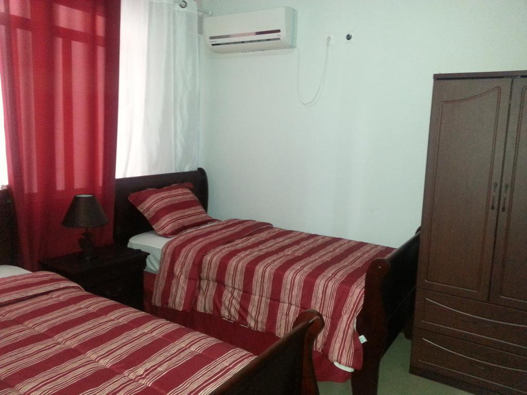 Residencial Girassol, Lda Bed and Breakfast São Filipe Esterno foto
