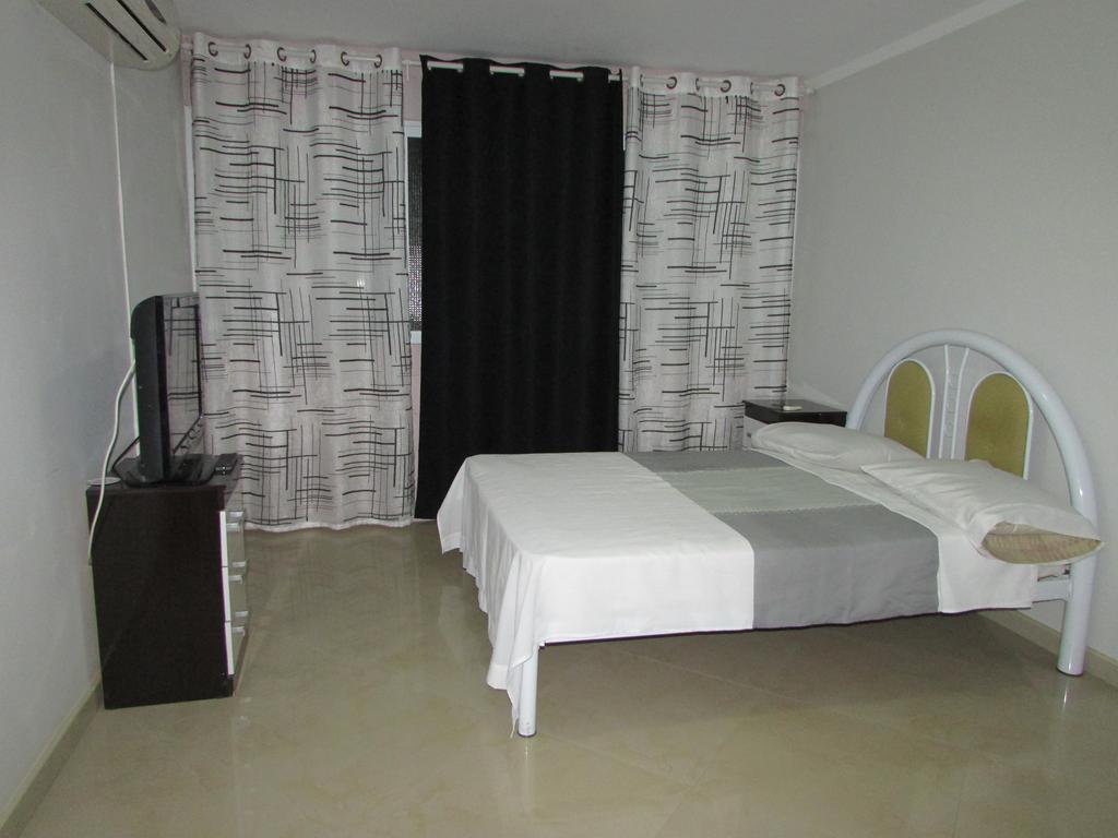 Residencial Girassol, Lda Bed and Breakfast São Filipe Esterno foto