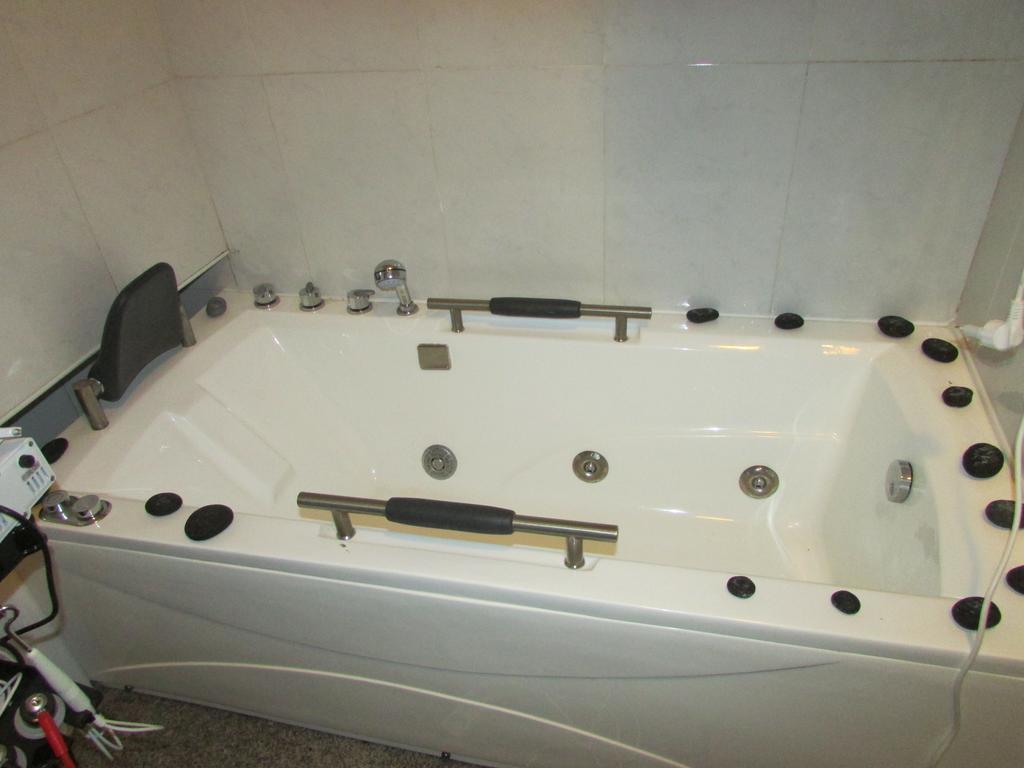 Residencial Girassol, Lda Bed and Breakfast São Filipe Esterno foto