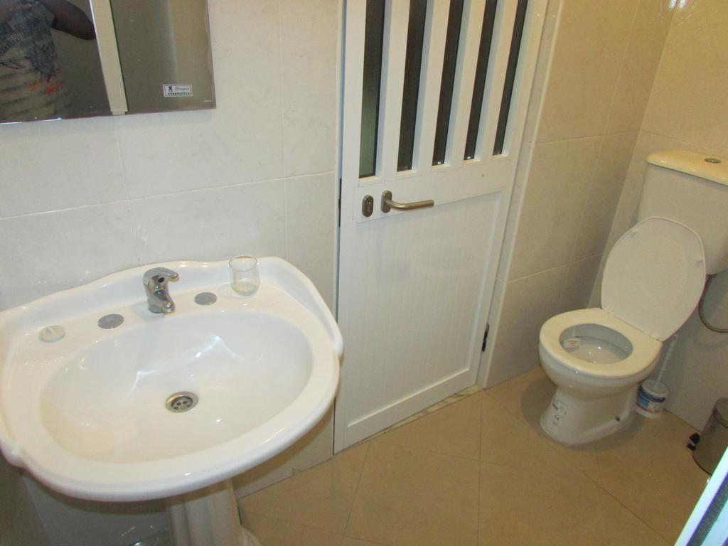 Residencial Girassol, Lda Bed and Breakfast São Filipe Esterno foto