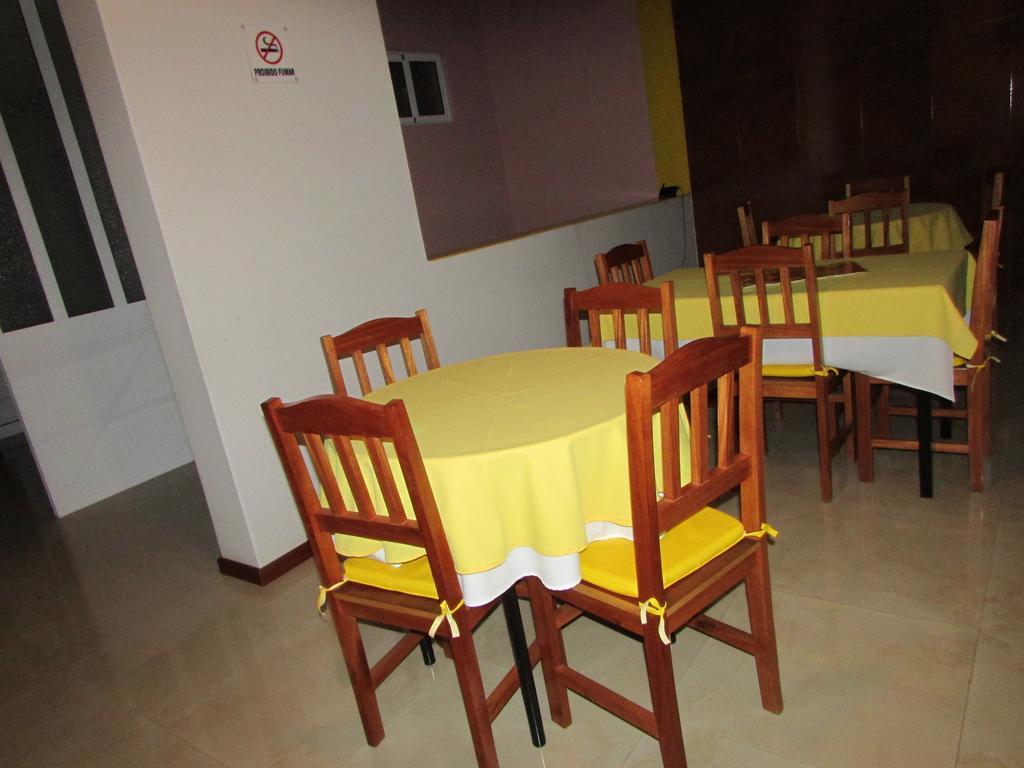 Residencial Girassol, Lda Bed and Breakfast São Filipe Esterno foto